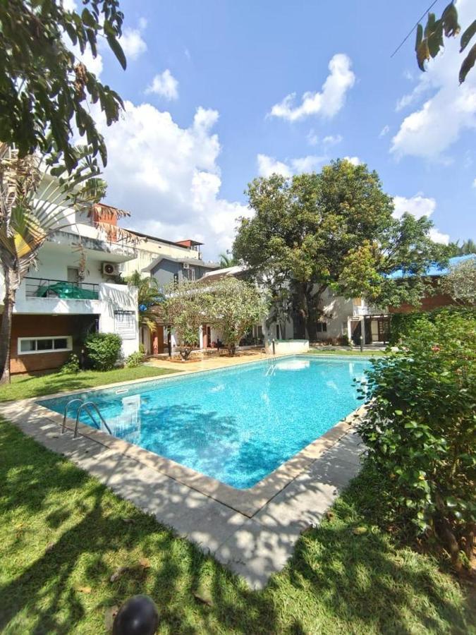 Villa M - Solitude 2 Candolim Goa 3Bhk, Pool Facing, Near Beach, Free Breakfast, Free Wifi And Prime Location Екстер'єр фото