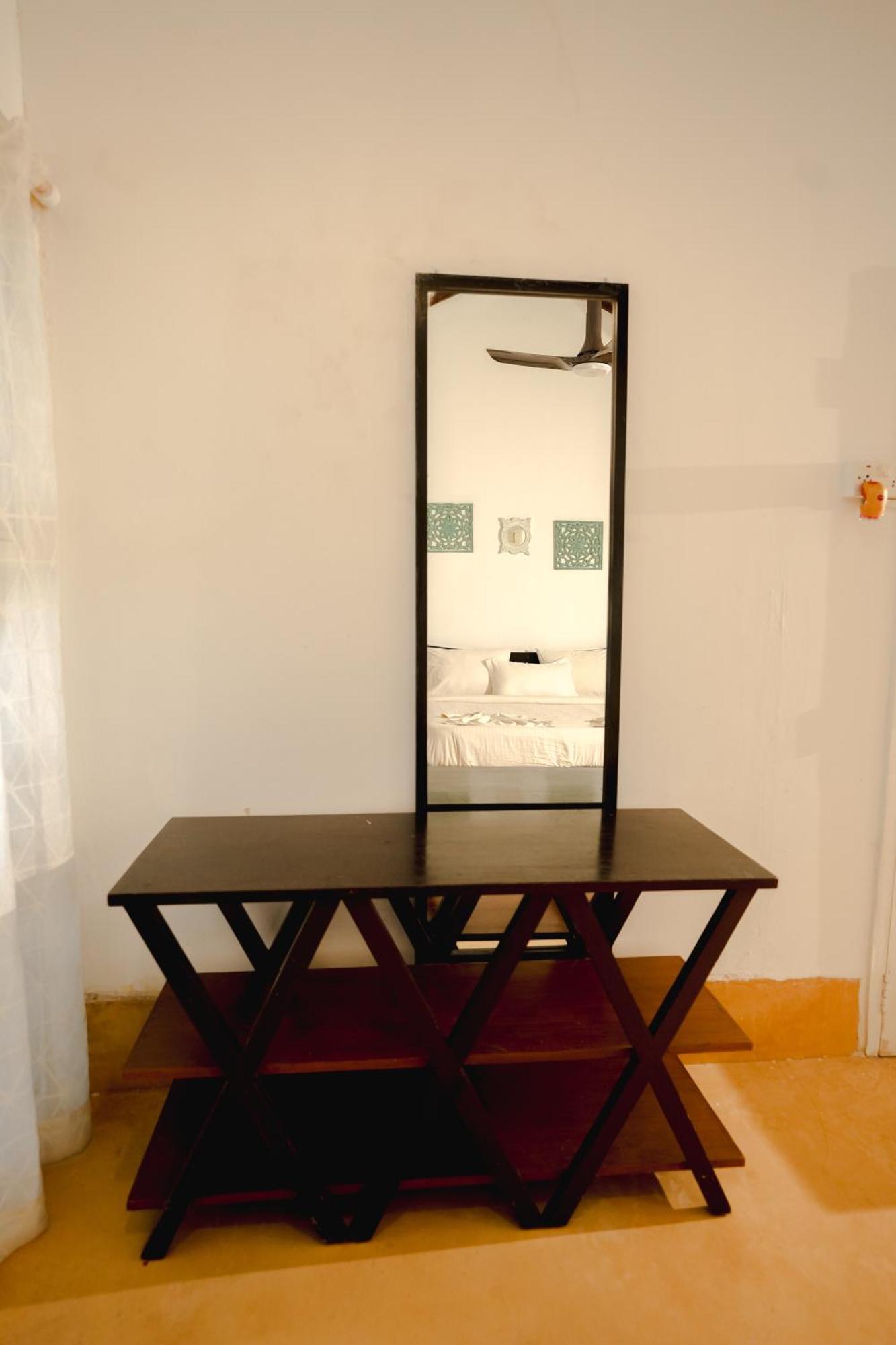 Villa M - Solitude 2 Candolim Goa 3Bhk, Pool Facing, Near Beach, Free Breakfast, Free Wifi And Prime Location Екстер'єр фото