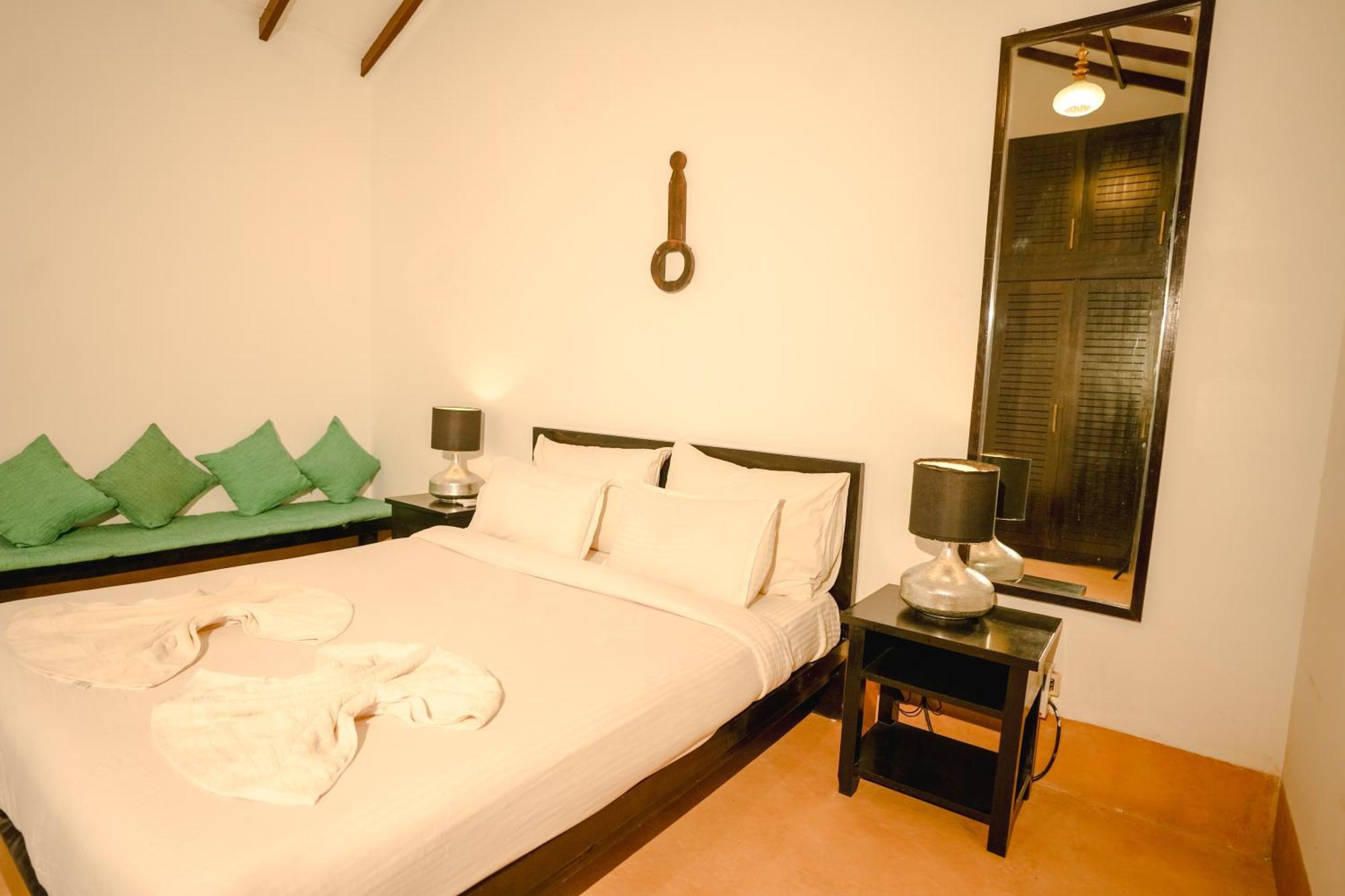 Villa M - Solitude 2 Candolim Goa 3Bhk, Pool Facing, Near Beach, Free Breakfast, Free Wifi And Prime Location Екстер'єр фото