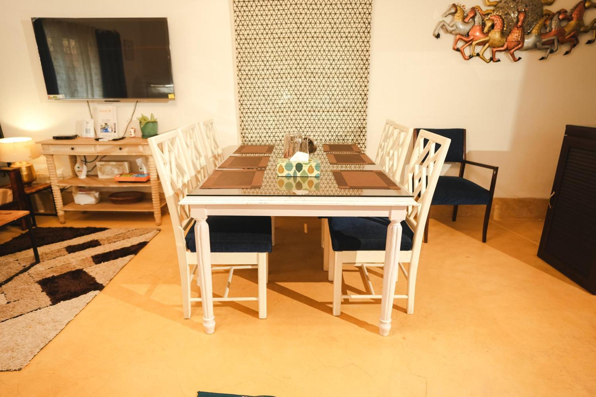 Villa M - Solitude 2 Candolim Goa 3Bhk, Pool Facing, Near Beach, Free Breakfast, Free Wifi And Prime Location Екстер'єр фото