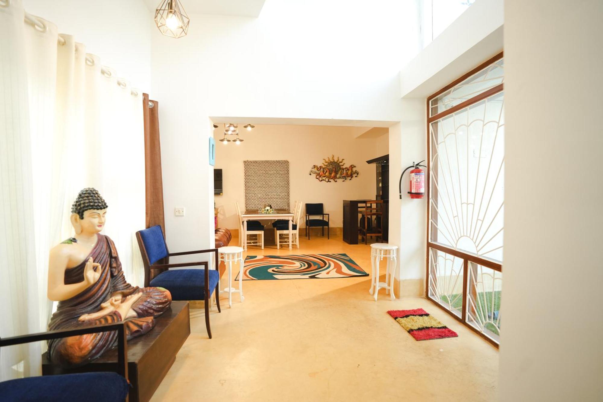 Villa M - Solitude 2 Candolim Goa 3Bhk, Pool Facing, Near Beach, Free Breakfast, Free Wifi And Prime Location Екстер'єр фото