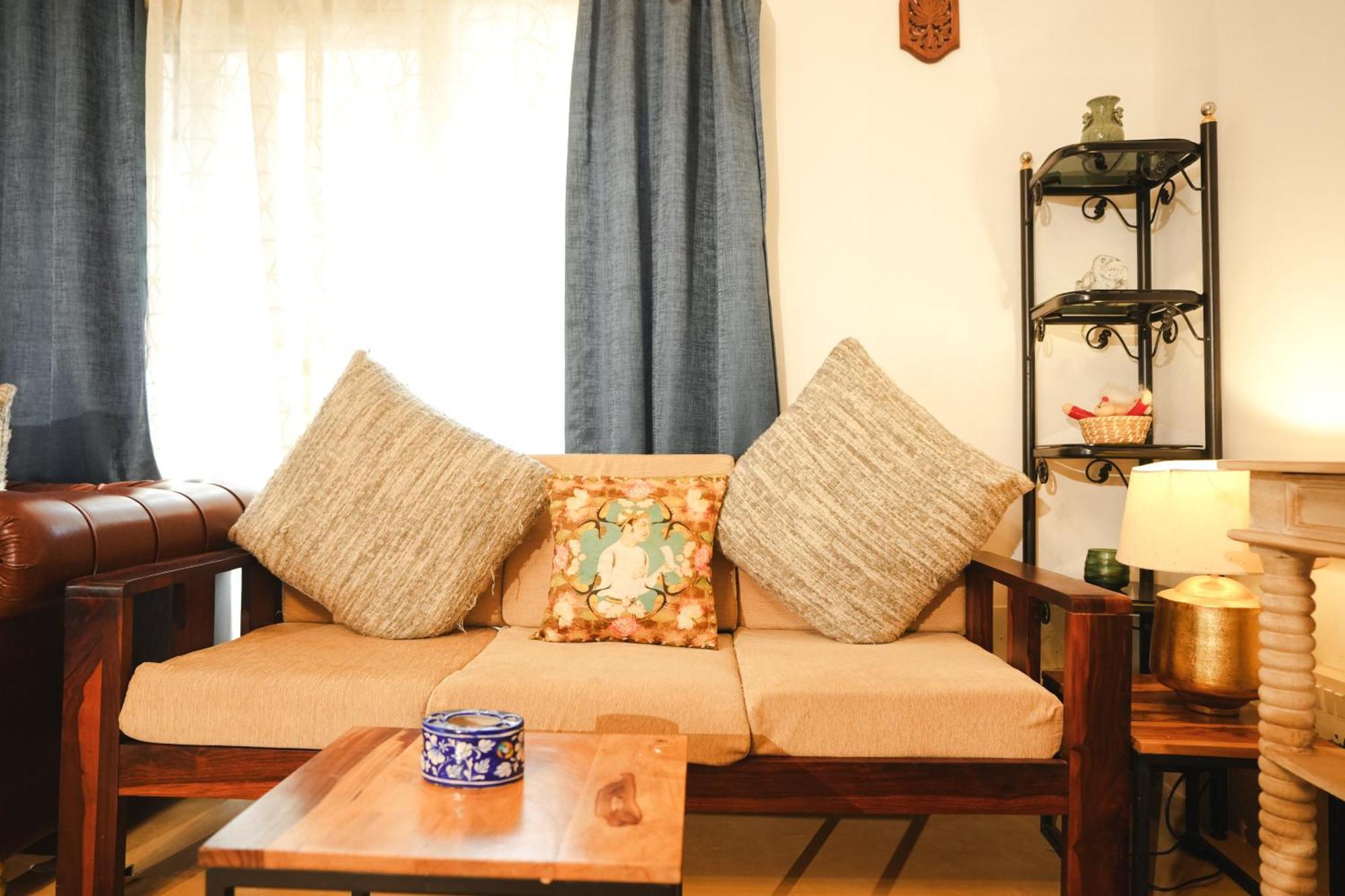 Villa M - Solitude 2 Candolim Goa 3Bhk, Pool Facing, Near Beach, Free Breakfast, Free Wifi And Prime Location Екстер'єр фото